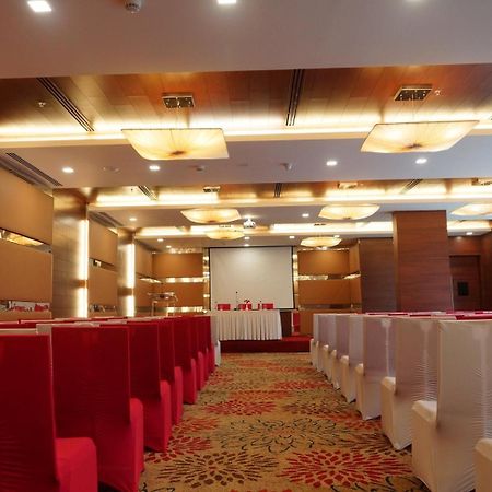Dolphin Hotel Visakhapatnam Buitenkant foto