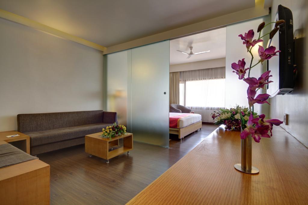 Dolphin Hotel Visakhapatnam Buitenkant foto