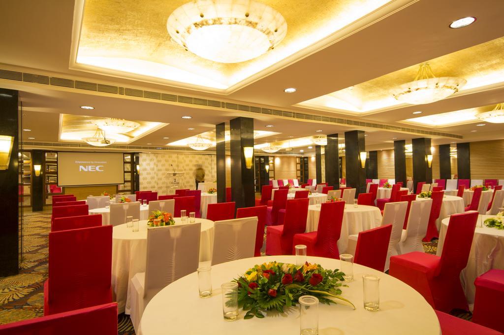 Dolphin Hotel Visakhapatnam Buitenkant foto