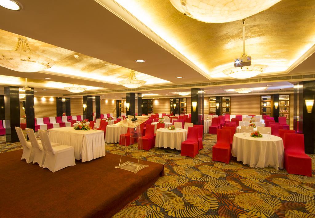 Dolphin Hotel Visakhapatnam Buitenkant foto